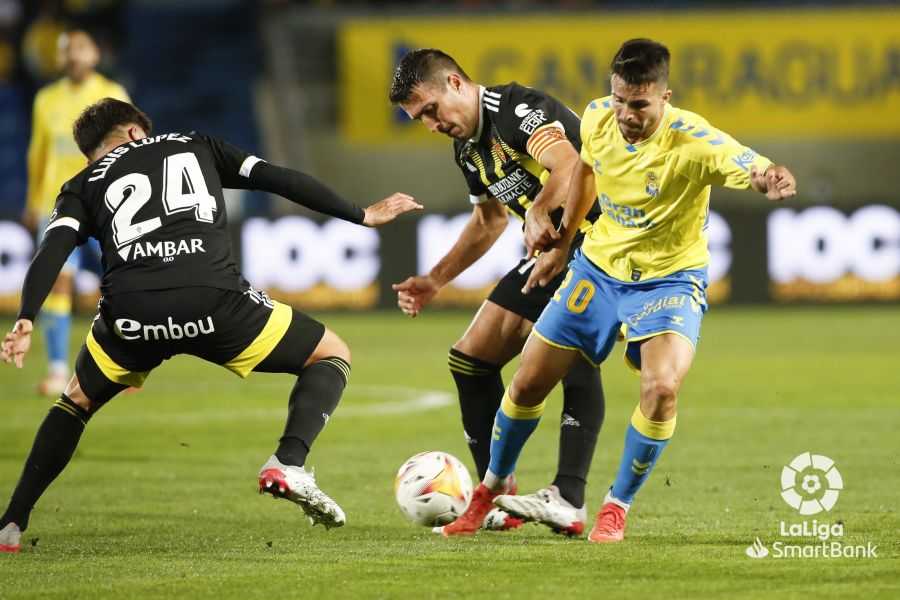 Posiciones de real zaragoza contra u. d. las palmas