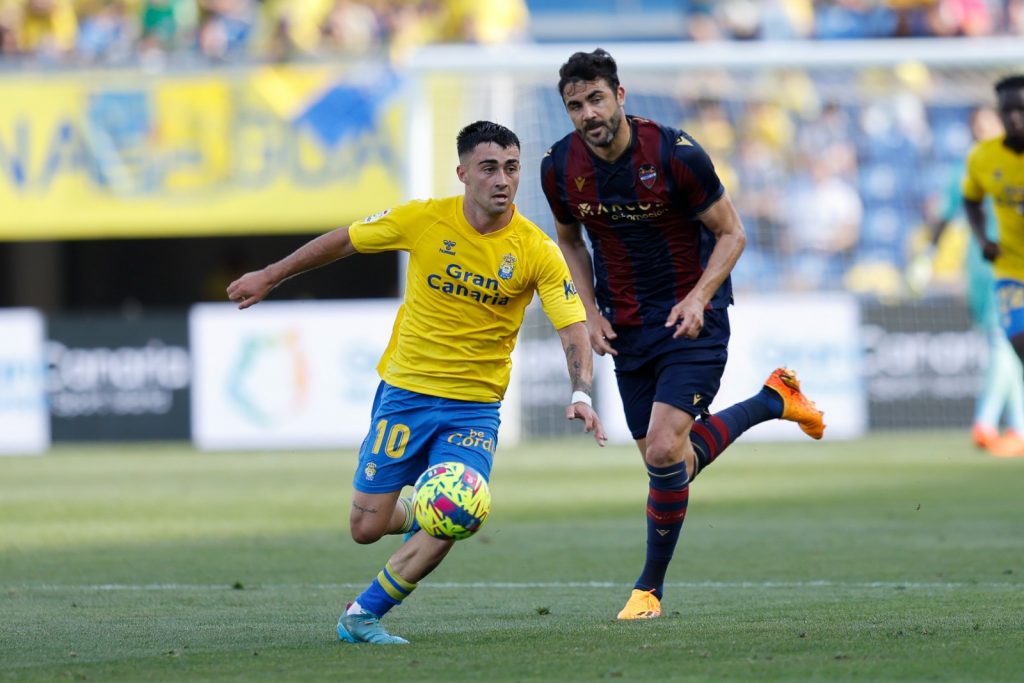 Este domingo comienza la segunda vuelta para la Unión Deportiva Las Palmas y la importancia de los resultados por el golaverage particular. El golaverage particular dio el ascenso a Las Palmas en mayo de 2023. El Sardinero será el escenario donde comience la segunda vuelta para los dos primeros clasificados de LaLiga Hypermotion. Este domingo,