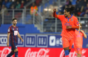 VÍDEO | El memorable gol de falta de Mauricio Lemos en Ipurua