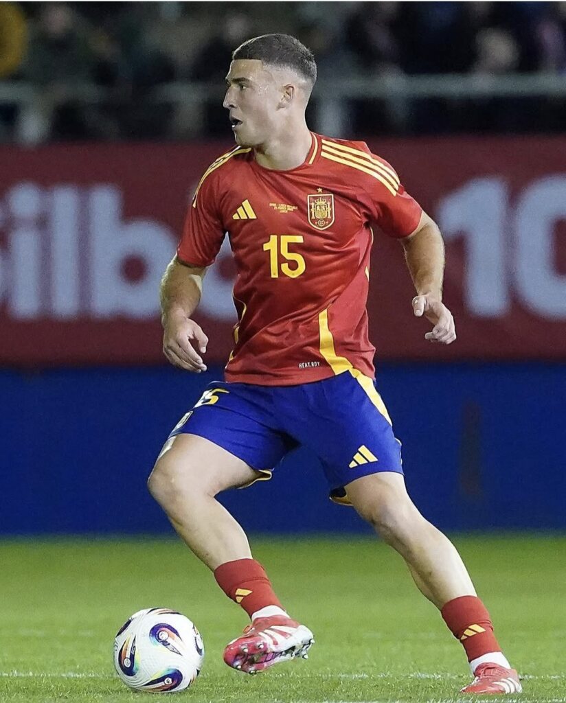 Juanma Herzog, España Sub21 | udlaspalmas.NET El central de la Unión Deportiva Las Palmas se perderá los partidos contra el Eibar y el Valladolid al estar citado con España Sub 21 para cerrar la fase de clasificación para la Eurocopa de este verano. David Gordo sigue confiando en Juanma Herzog. Tras ser convocado en el último parón de España Sub 21