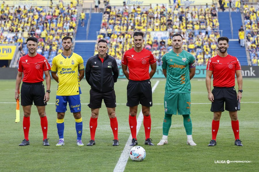 El colegiado vasco será el encargado de impartir justicia en el partido de este domingo entre el Deportivo y la Unión Deportiva Las Palmas. Es su segunda temporada en la categoría de plata del fútbol español. Este sábado, la Real Federación Española de Fútbol ha anunciado las nuevas designaciones del domingo para la cuadragésima segunda