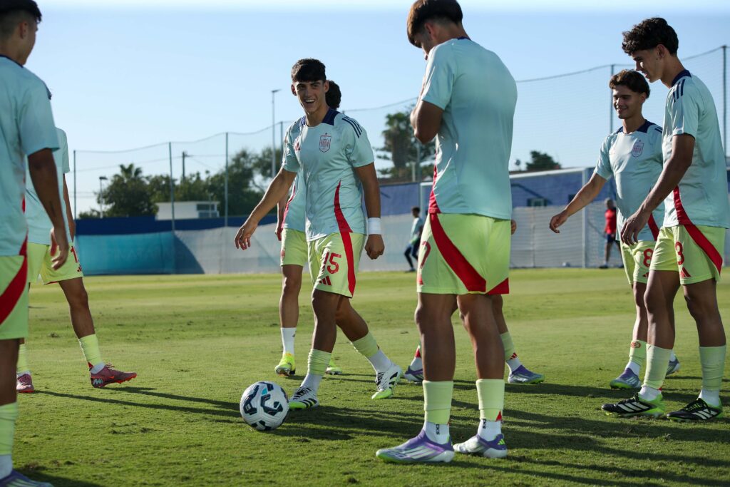 Valentín Pezzolesi, España Sub 19 | udlaspalmas.NET