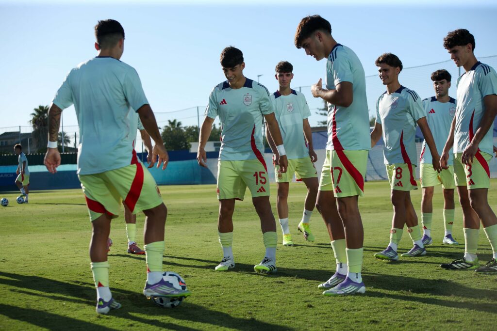 Valentín Pezzolesi, España Sub 19 | udlaspalmas.NET