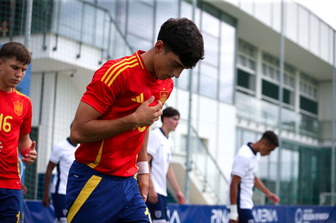 Valentín Pezzolesi, convocado con España Sub 19 para un torneo en Japón
