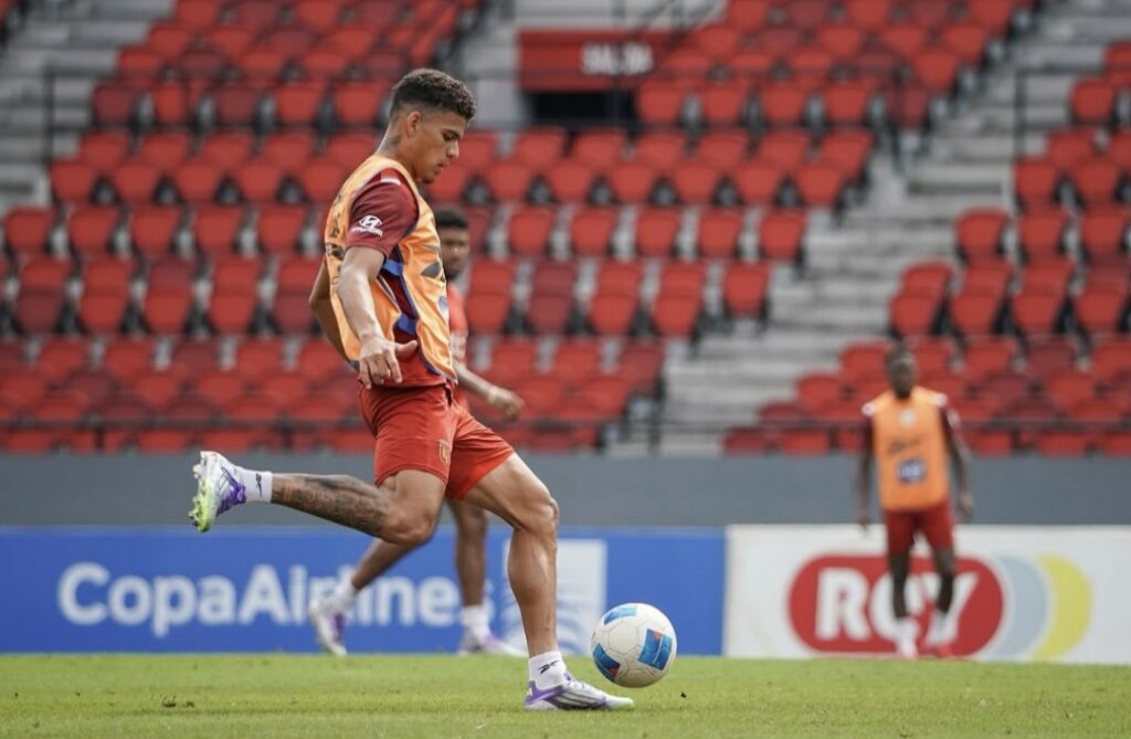 Edward Cedeño, Panamá | udlaspalmas.NET