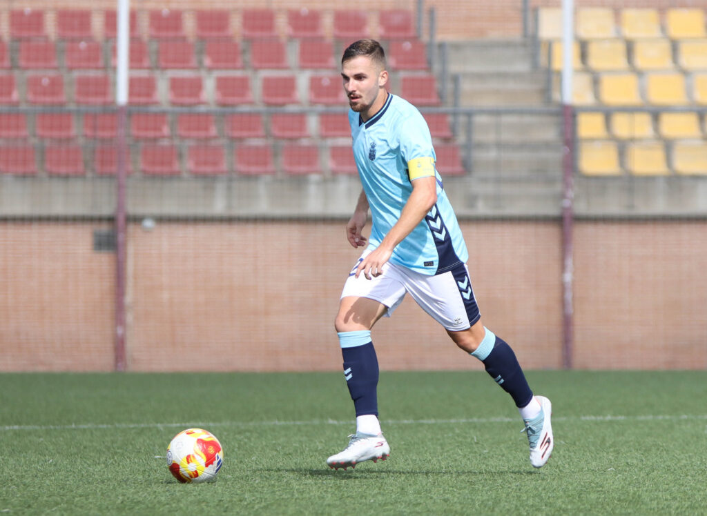 IMG_7302 | udlaspalmas.NET Las Palmas Atlético consiguió un valioso empate en su visita al Navalcarnero donde cosechó su tercera partido consecutivo con la portería a cero para sumar siete puntos de los últimos nueve posibles. Vea las fotos de Jorge Collado para udlaspalmas.NET.