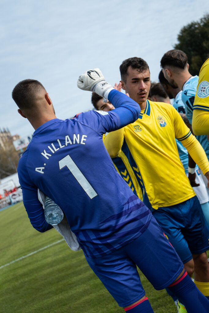 Las Palmas Atlético perdió este domingo en su visita al Coria a pesar de jugar gran parte del partido con superioridad numérica. Vea las mejores fotos de la visita amarilla a Coria.