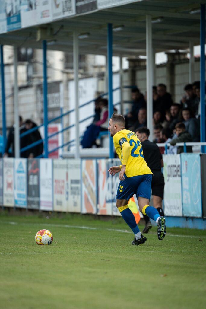 Las Palmas Atlético perdió este domingo en su visita al Coria a pesar de jugar gran parte del partido con superioridad numérica. Vea las mejores fotos de la visita amarilla a Coria.