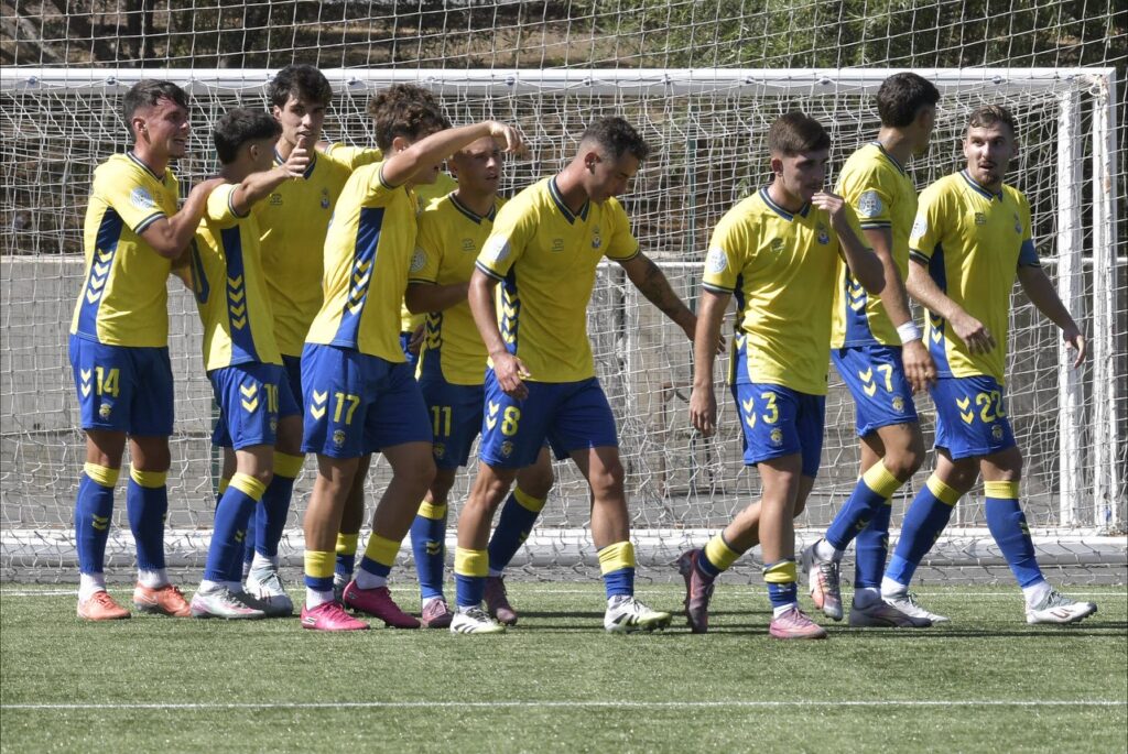 Gol filial Moscardó0 | udlaspalmas.NET El filial de la Unión Deportiva Las Palmas realizó un partido súper completo para volver a conseguir los tres puntos y sumar diez de los últimos doce puntos posibles y dejando la portería a cero por cuarta jornada consecutiva, dando un paso más hacia la permanencia. Carlos Navarro, Iván Medina y Jerobe Cáceres marcaron los
