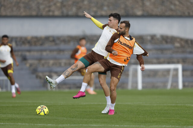 Jesé Rodríguez y Sergio Barcia entrenamiento