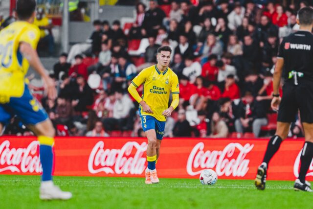 Mika Mármol Sporting