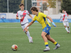 Víctor Villote, principal novedad en la convocatoria para Ipurua