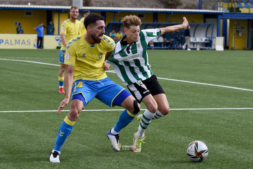 En diciembre de 2021, el Córdoba y Las Palmas Atlético se midieron en el Anexo en Segunda Federación. Ahora, el Córdoba busca meterse en promoción de ascenso y el filial amarillo conseguir la permanencia en la cuarta categoría del fútbol español. Hace menos de un lustro. El 5 de diciembre de 2021, el Córdoba Club