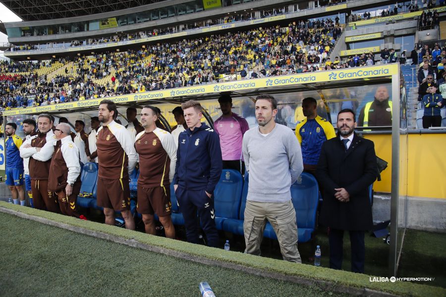 El entrenador de la Unión Deportiva Las Palmas fue autocrítico con su equipo y destaca la importancia de tener calma y manejar el partido ya que el representativo no se siente cómodo con partidos como el de este sábado. La Unión Deportiva perdió este sábado contra el Córdoba en un partido que no salió como