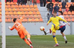 CRÓNICA | El filial conquista un puntazo en casa del líder (2-2)