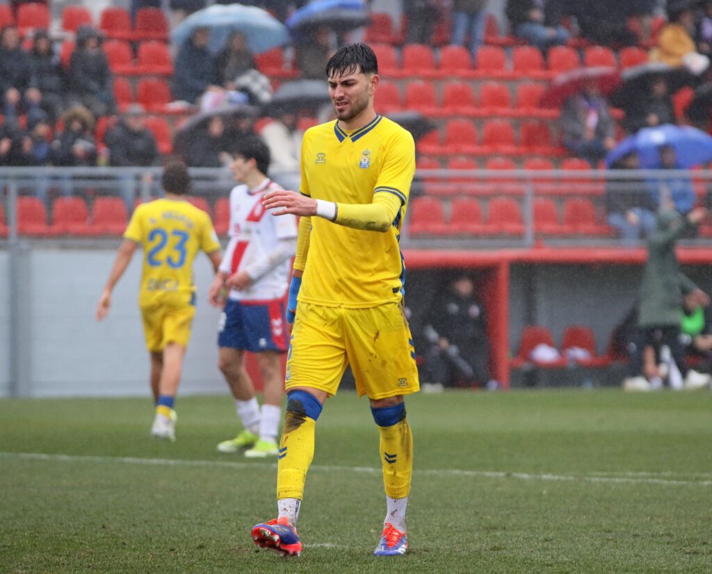 El conjunto grancanario consiguió un valioso empate en casa del líder de la categoría. Iván Medina volvió a ser clave en el equipo amarillo, que se quedó con la miel en los labios de conseguir los tres puntos.