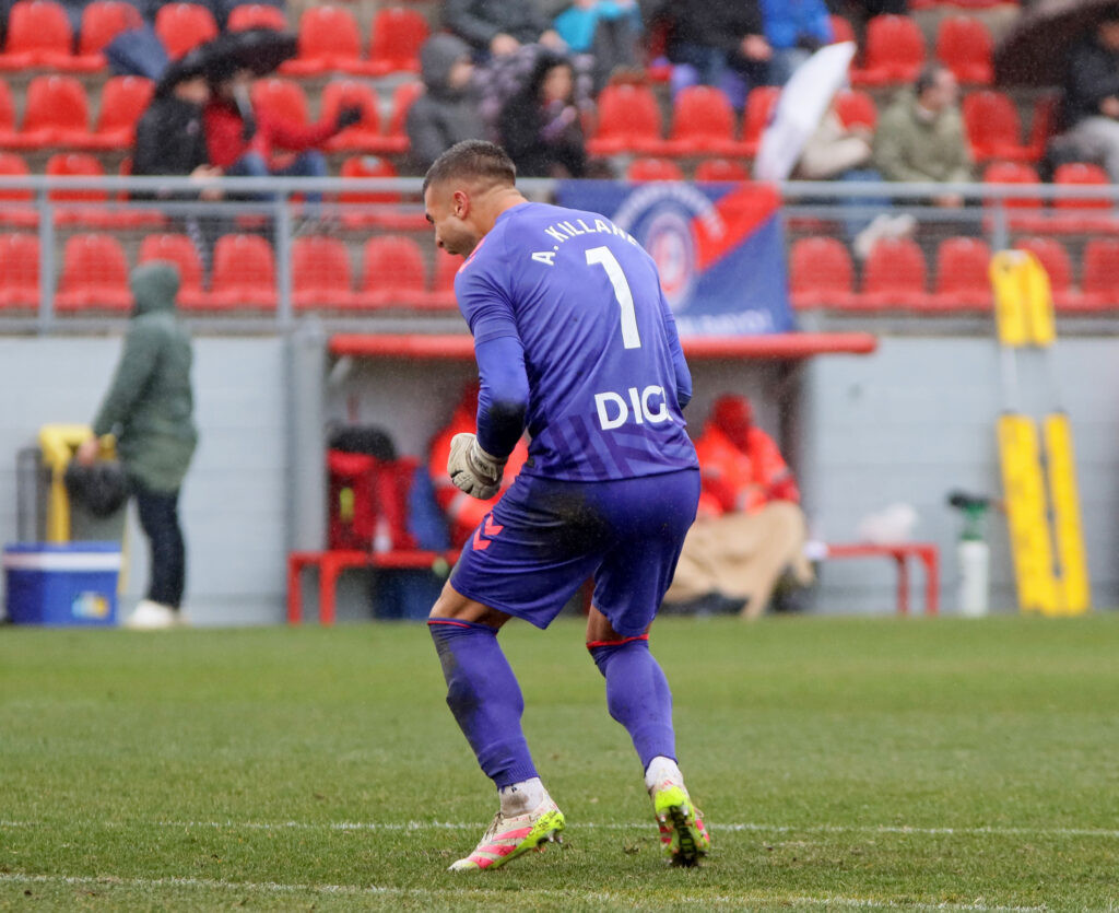 El conjunto grancanario consiguió un valioso empate en casa del líder de la categoría. Iván Medina volvió a ser clave en el equipo amarillo, que se quedó con la miel en los labios de conseguir los tres puntos.