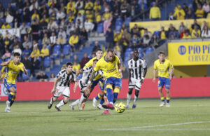 Jesé Rodríguez sigue infalible desde los once metros