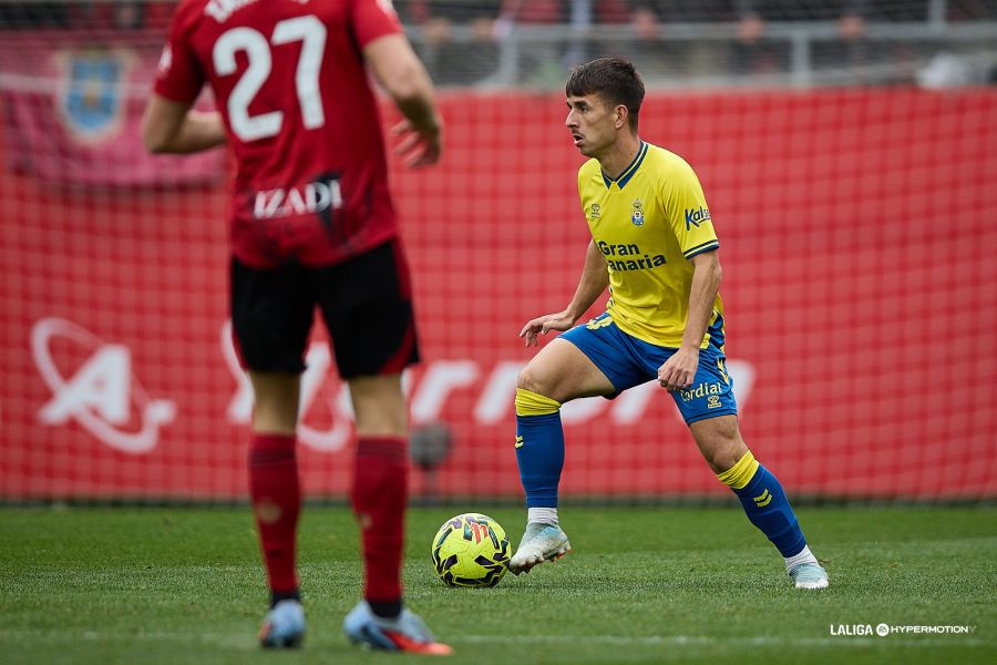 El '10' de la Unión Deportiva Las Palmas consigue en el último minuto rascar al menos un punto en Anduva donde a pesar del empate conseguido, el conjunto grancanario dejó malas sensaciones ya que no fue capaz de superar en nada al colista de LaLiga Hypermotion. Las Palmas suma seis partidos consecutivos sin ganar. Un