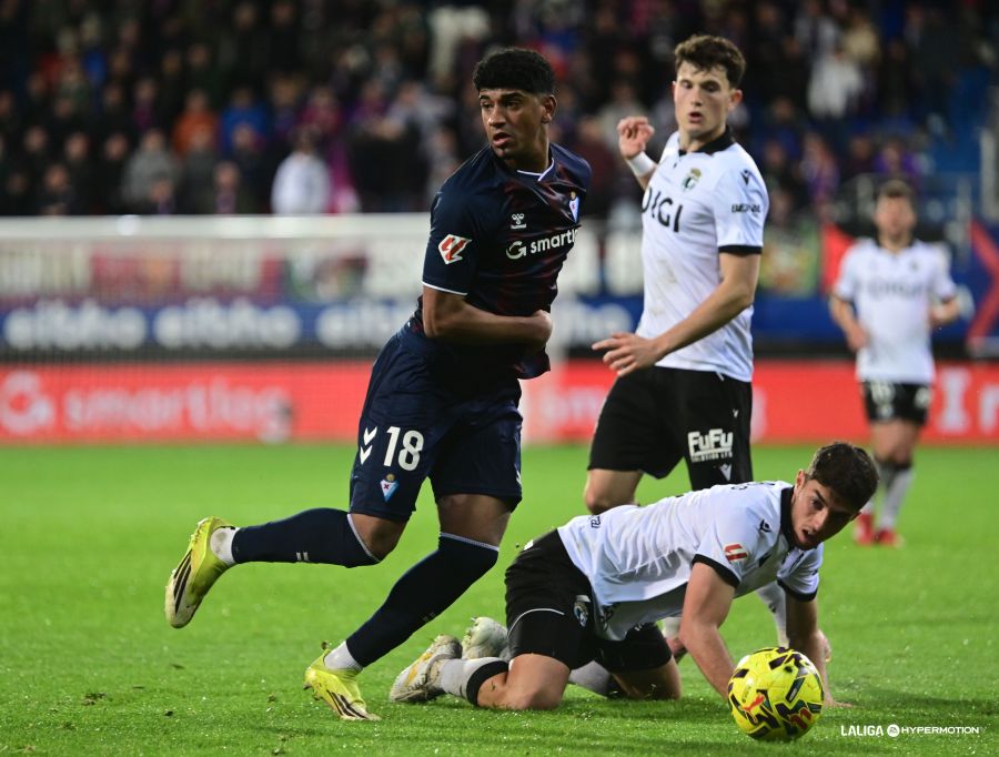 El conjunto armero es un equipo muy diferente al que visitó el Estadio de Gran Canaria y ahora mismo es el segundo mejor equipo de la segunda vuelta, donde únicamente ha perdido un partido. Poco tiene que ver la Sociedad Deportiva Eibar que haya por el mes de octubre visitó el Estadio de Gran Canaria.