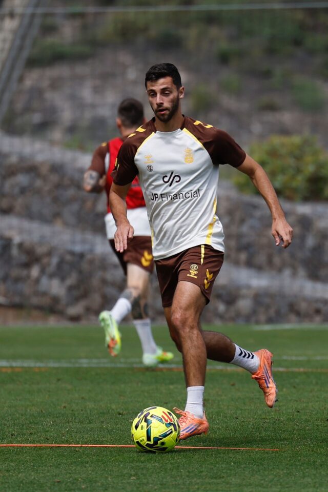 Enzo Loiodice entrenamiento