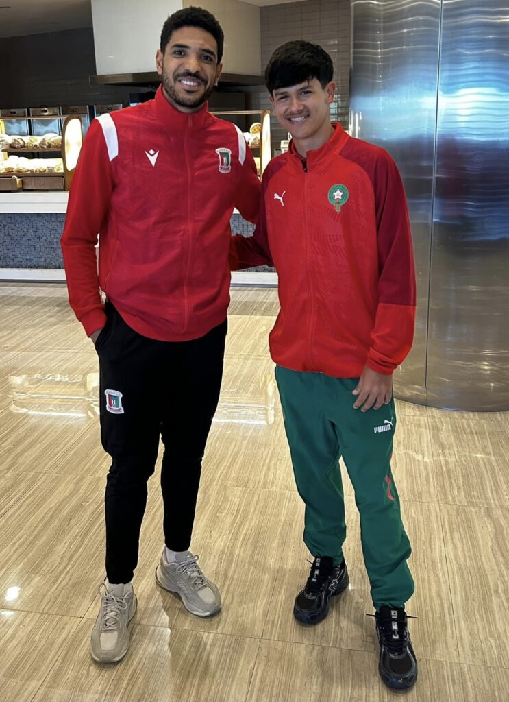 Saúl Coco y Hicham El Bakkali | udlaspalmas.NET El mediocentro del Juvenil B de la Unión Deportiva Las Palmas está citado para unos entrenamientos con la selección marroquí, que tiene en el punto de vista la fase de clasificación para la Copa África Sub 17. Hicham El Bakkali (25/04/2010, Lanzarote) sigue evolucionando en la Unión Deportiva Las Palmas y en las categorías inferiores