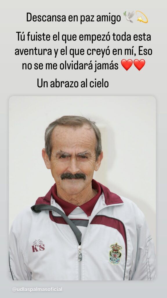 El capitán amarillo manda un emotivo mensaje tras el fallecimiento del colaborador de la UD Las Palmas, Tino. Desvela que fue con el que empezó "toda esta aventura". Hoy la afición de la UD Las Palmas tiene un amarillo más en el cielo. Esta mañana el club anunciaba la triste pérdida de Agustín Vega del