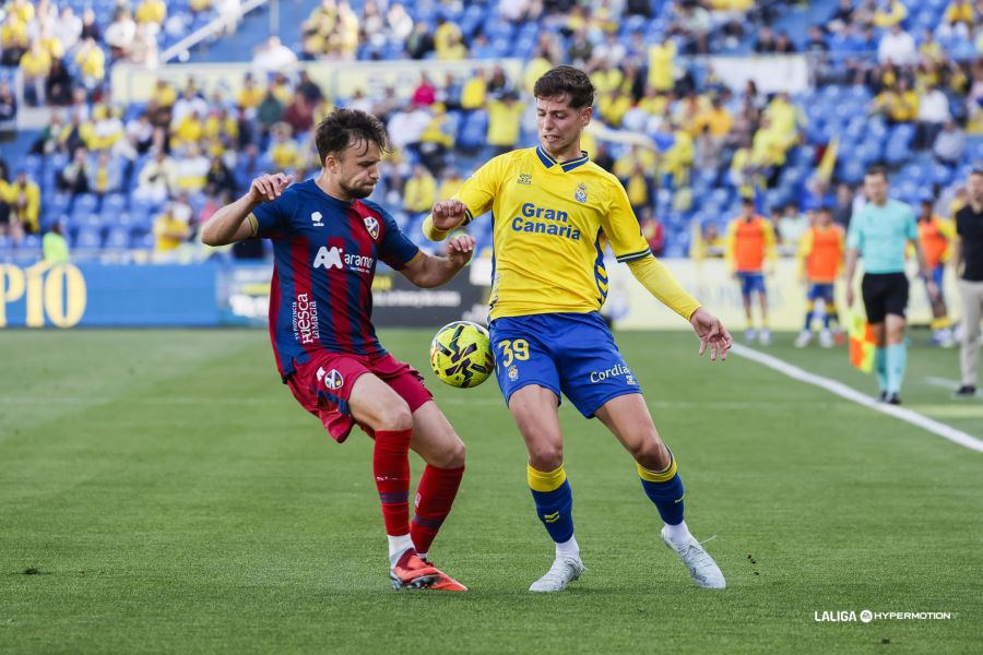 Los jugadores de la Unión Deportiva Las Palmas se mostraron muy contentos tras conseguir la victoria contra el Huesca y la cuarta victoria seguida en el Estadio de Gran Canaria. Con un gol y una asistencia, Jesé Rodríguez fue clave en la victoria de este domingo contra el Huesca en una victoria donde se demostró