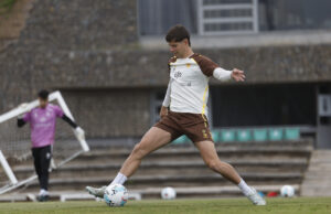 Estanis y Marvin, las opciones más plausibles para sustituir a Miyashiro