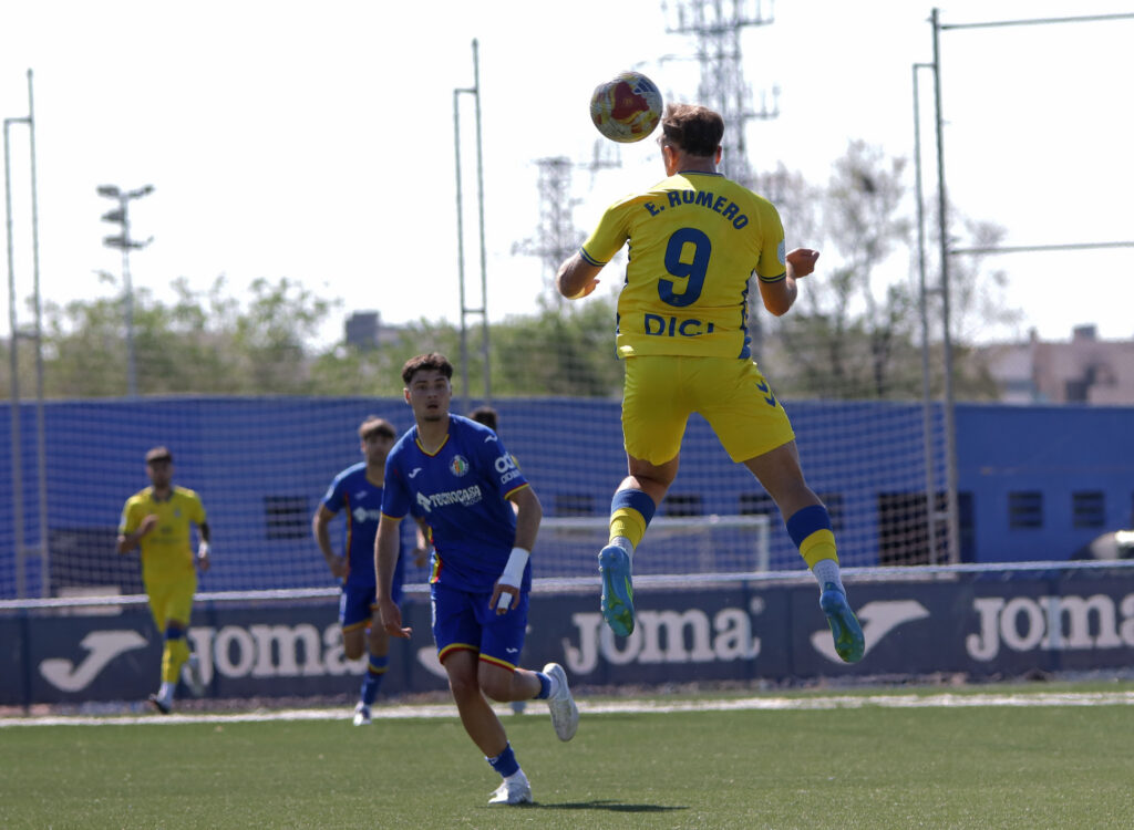 Las Palmas Atlético perdió este domingo en casa del Getafe B y se complicó la permanencia en un partido donde compitió hasta recibir el primer gol. Vea las mejores fotos de Jorge Collado para udlaspalmas.NET.