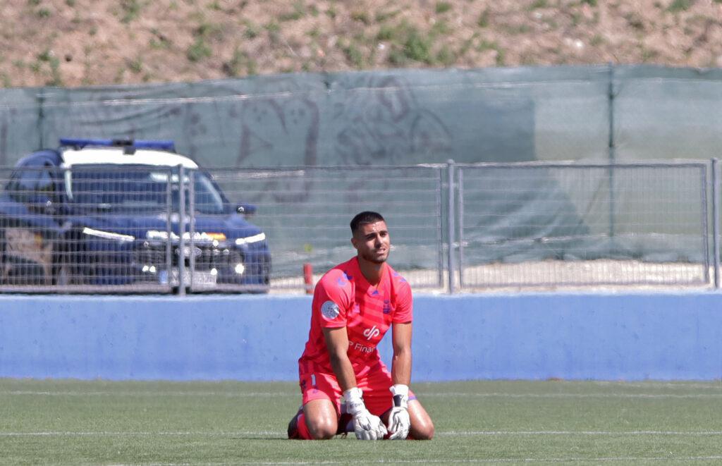 Las Palmas Atlético perdió este domingo en casa del Getafe B y se complicó la permanencia en un partido donde compitió hasta recibir el primer gol. Vea las mejores fotos de Jorge Collado para udlaspalmas.NET.
