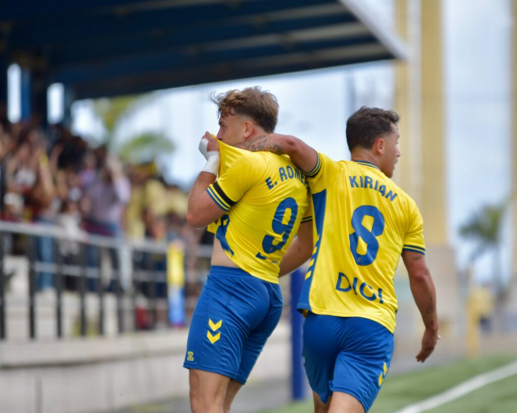 Las Palmas Atlético afronta este domingo una auténtica final ante el Socuéllamos en la última jornada de la liga regular en Segunda Federación. Una derrota y varios resultados en contra condenarían al filial al play-out. El filial de la Unión Deportiva Las Palmas llega a la última jornada dependiendo de si mismo para conseguir la