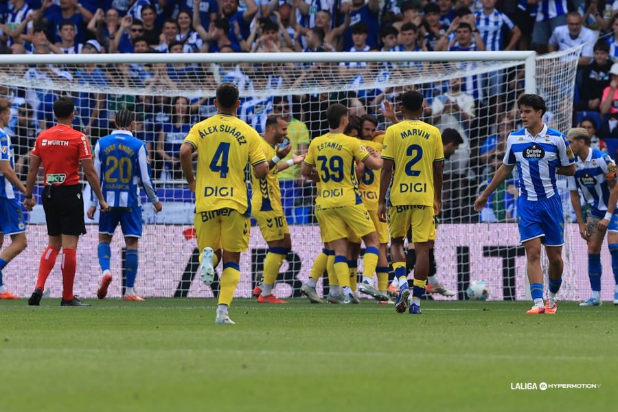 Grupo gol deportivo0 | udlaspalmas.NET El conjunto grancanario se mete en promoción de ascenso tras hacer sus deberes y ganar en Riazor en un partido donde fue de más a menos y acabó llevándose algún susto ante un Deportivo sin dientes. Kirian Rodríguez y Marvin Park encaminaron el partido antes de los veinte minutos. Jesé Rodriguez falló dos ocasiones claras.