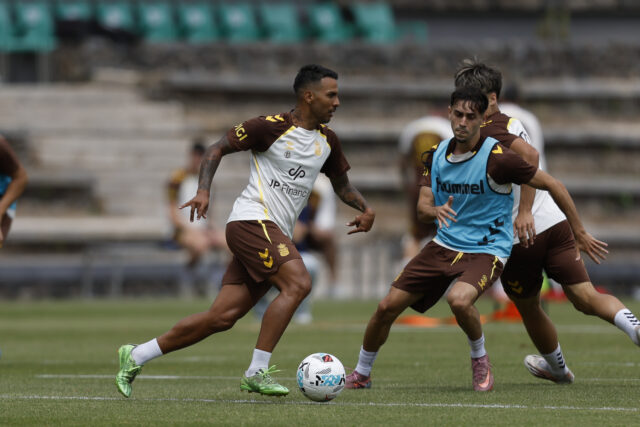 Jonathan Viera e Iván Medina entrenamiento