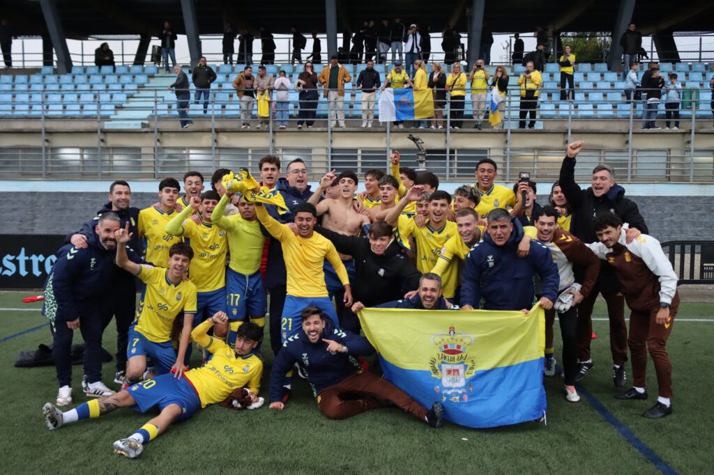 El conjunto grancanario consiguió el pase a la final four en una épica tanda de penaltis tras empatar la eliminatoria en los instantes finales. Vea las mejores fotos de David Rodríguez para udlaspalmas.NET de una tarde histórica para la Unión Deportiva Las Palmas.