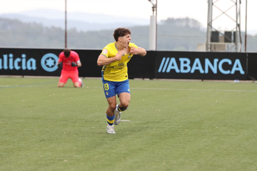 El conjunto grancanario consiguió el pase a la final four en una épica tanda de penaltis tras empatar la eliminatoria en los instantes finales. Vea las mejores fotos de David Rodríguez para udlaspalmas.NET de una tarde histórica para la Unión Deportiva Las Palmas.