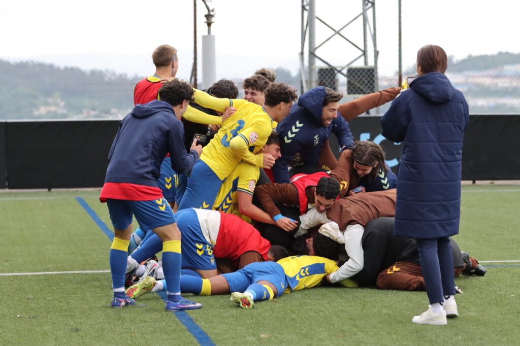 El conjunto grancanario consiguió el pase a la final four en una épica tanda de penaltis tras empatar la eliminatoria en los instantes finales. Vea las mejores fotos de David Rodríguez para udlaspalmas.NET de una tarde histórica para la Unión Deportiva Las Palmas.