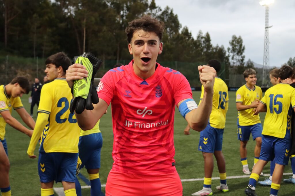 El conjunto grancanario consiguió el pase a la final four en una épica tanda de penaltis tras empatar la eliminatoria en los instantes finales. Vea las mejores fotos de David Rodríguez para udlaspalmas.NET de una tarde histórica para la Unión Deportiva Las Palmas.