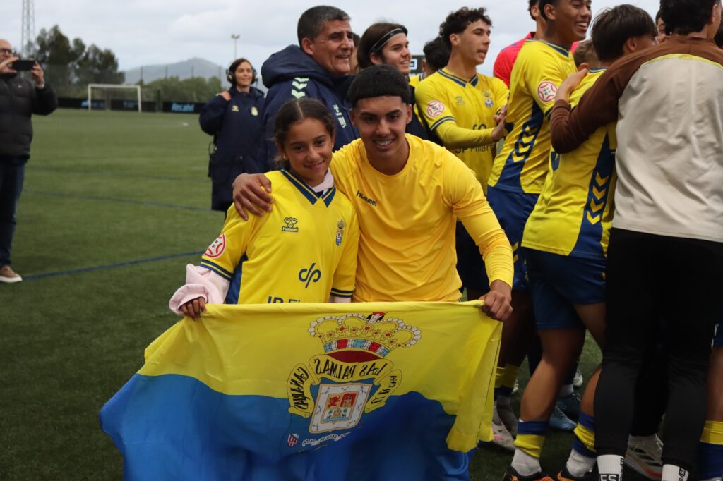 El conjunto grancanario consiguió el pase a la final four en una épica tanda de penaltis tras empatar la eliminatoria en los instantes finales. Vea las mejores fotos de David Rodríguez para udlaspalmas.NET de una tarde histórica para la Unión Deportiva Las Palmas.