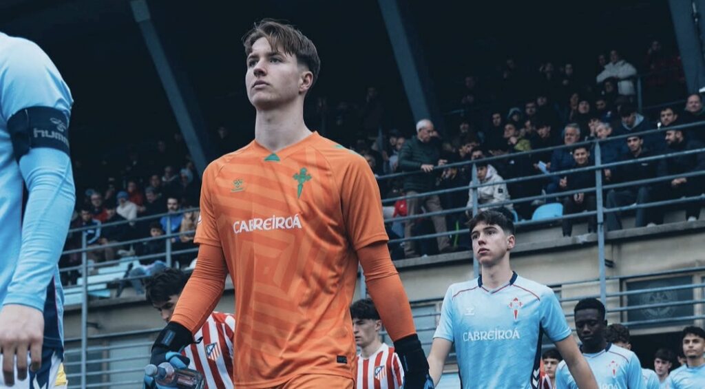 Conocemos al Real Club Celta de Vigo, rival de la Unión Deportiva Las Palmas en los cuartos de final de la Copa de Campeones, de la mano de Diego Bermúdez de Mundo Celeste. Tres años después Celta y Unión Deportiva Las Palmas vuelven a cruzarse en 1/4 de final de la Copa de Campeones. Muchas cosas