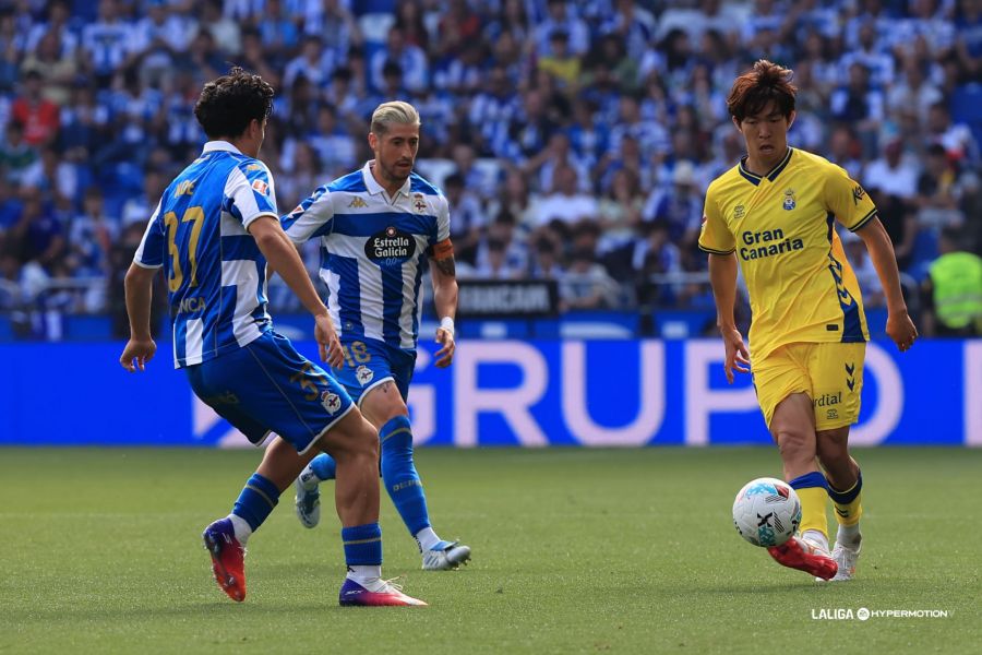 Taisei Miyashiro Deportivo0 | udlaspalmas.NET El conjunto grancanario se mete en promoción de ascenso tras hacer sus deberes y ganar en Riazor en un partido donde fue de más a menos y acabó llevándose algún susto ante un Deportivo sin dientes. Kirian Rodríguez y Marvin Park encaminaron el partido antes de los veinte minutos. Jesé Rodriguez falló dos ocasiones claras.