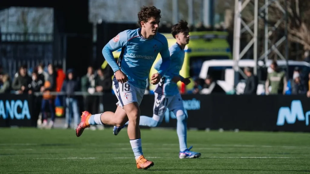 Conocemos al Real Club Celta de Vigo, rival de la Unión Deportiva Las Palmas en los cuartos de final de la Copa de Campeones, de la mano de Diego Bermúdez de Mundo Celeste. Tres años después Celta y Unión Deportiva Las Palmas vuelven a cruzarse en 1/4 de final de la Copa de Campeones. Muchas cosas
