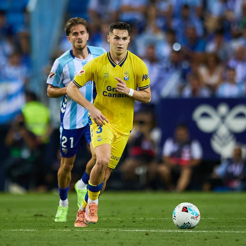 Mika Mármol Málaga | udlaspalmas.NET Hasta un total de nueve jugadores que han pasado por la Unión Deportiva Las Palmas jugarán la actual edición de la UEFA Champions League que arranca este mismo martes. Mika Mármol, el último en salir y unirse a esta lista. La Unión Deportiva Las Palmas es un club de cantera, de revalorizar jugadores y vendedor