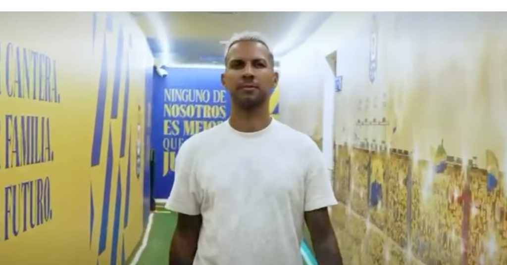 VieraMensaje | udlaspalmas.NET El que fuera capitán de la Unión Deportiva Las Palmas y quizás el mejor jugador amarillo en el Siglo XXI mandó un mensaje a través de sus redes sociales para sacar pecho por la cantera amarilla. Jonathan Viera, casi 300 partidos con el primer equipo de la Unión Deportiva Las Palmas y uno de los