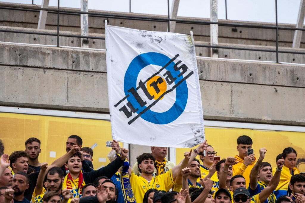 WhatsApp Image 2026-06-07 at 220321 2 | udlaspalmas.NET FOTOGALERÍA | Vea las mejores fotografías de la derrota en la ida del play-off entre la UD Las Palmas y el Málaga (0-1). La eliminatoria se decidirá el miércoles en La Rosaleda. Vea la FOTOGALERÍA: