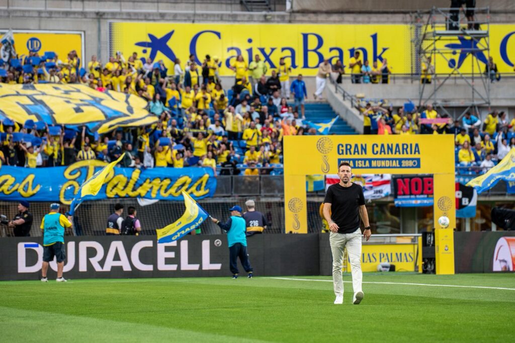WhatsApp Image 2026-06-07 at 220325 5 | udlaspalmas.NET FOTOGALERÍA | Vea las mejores fotografías de la derrota en la ida del play-off entre la UD Las Palmas y el Málaga (0-1). La eliminatoria se decidirá el miércoles en La Rosaleda. Vea la FOTOGALERÍA: