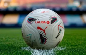 FOTO | Así es el nuevo balón de LaLiga Hypermotion 2026-2027