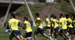 Las Palmas viaja a Marbella con 32 jugadores