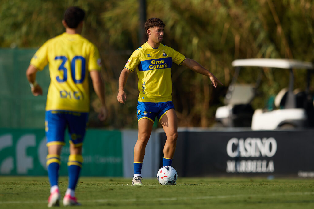 Herzog-Pretemporada-Leiria | udlaspalmas.NET La lista de jugadores con más minutos en los primeros cuatro de pretemporada dibujan un once que se podría asemejar al de inicio de liga. La UD Las Palmas concluyó este viernes su stage de pretemporada en Marbella. 12 días de trabajo que dejan, gracias a los partidos amistosos, algunos detalles de lo que será