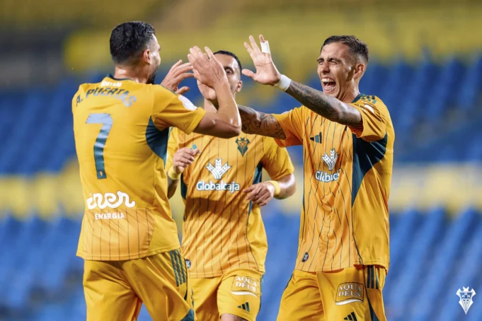 Jefté: «Yo quiero jugar en Las Palmas y el club quiere que juegue en Las Palmas»